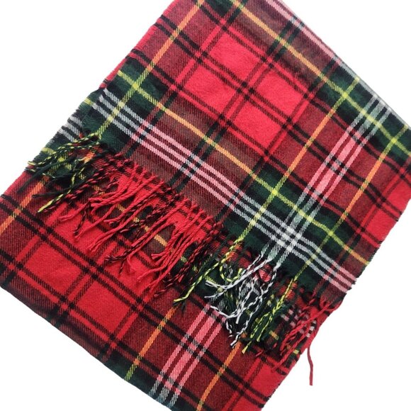Steve Madden Wide Red Classic Tartan Scarf Fringe Edges Plaid One Size - Picture 3 of 8